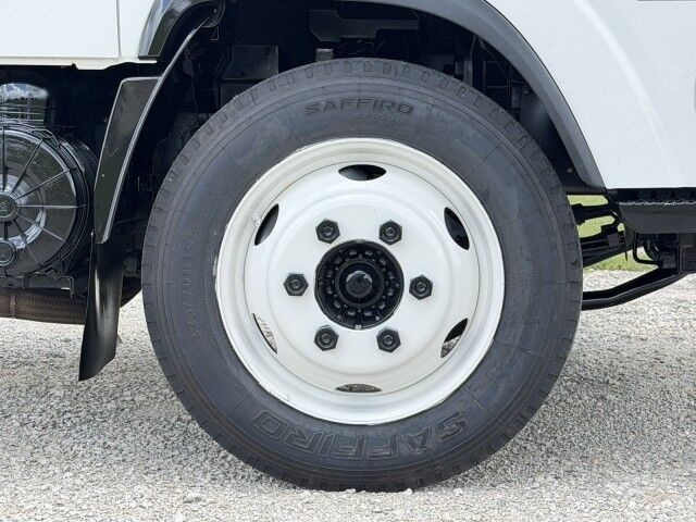 2015 Isuzu NPR-HD Crew Cab GAS 14' Dry Box Truck Homestead FL 2015 Isuzu NPR-HD Crew Cab GAS 14' Dry Box Truck Homestead FL