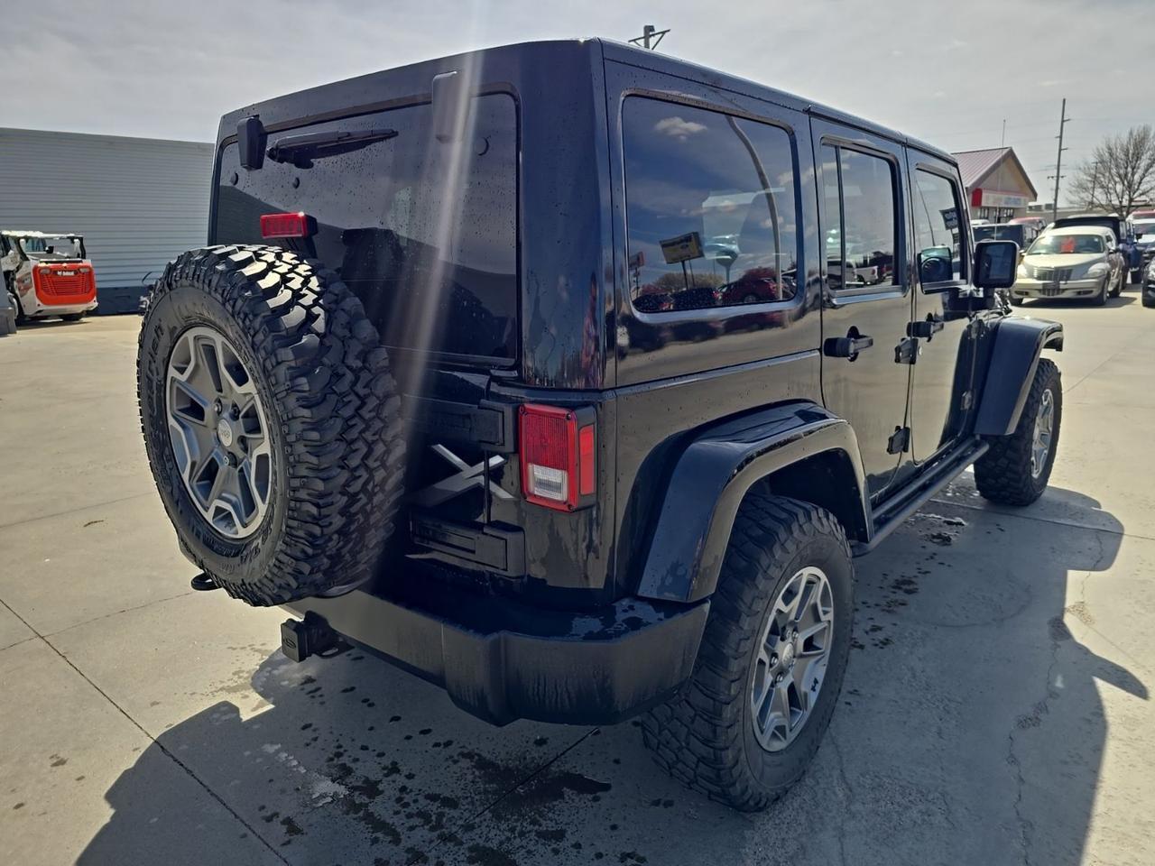 2015 Jeep Wrangler Unlimited Sahara Watertown SD 2015 Jeep Wrangler Unlimited Sahara Watertown SD