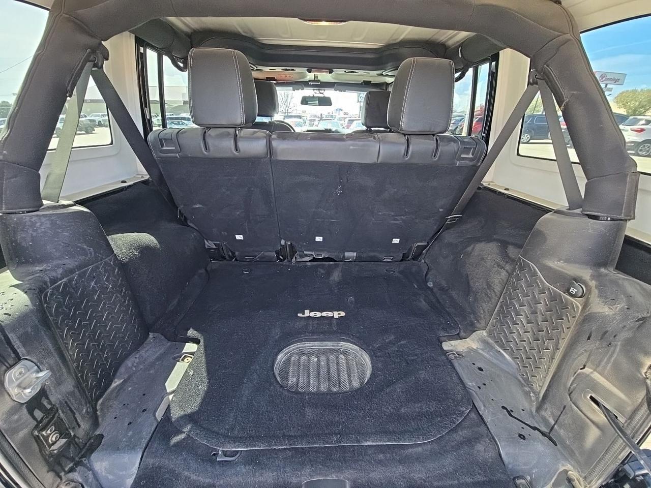 2015 Jeep Wrangler Unlimited Sahara Watertown SD 2015 Jeep Wrangler Unlimited Sahara Watertown SD