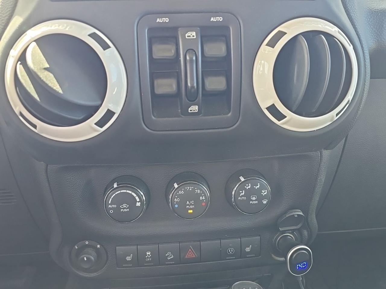 2015 Jeep Wrangler Unlimited Sahara Watertown SD 2015 Jeep Wrangler Unlimited Sahara Watertown SD