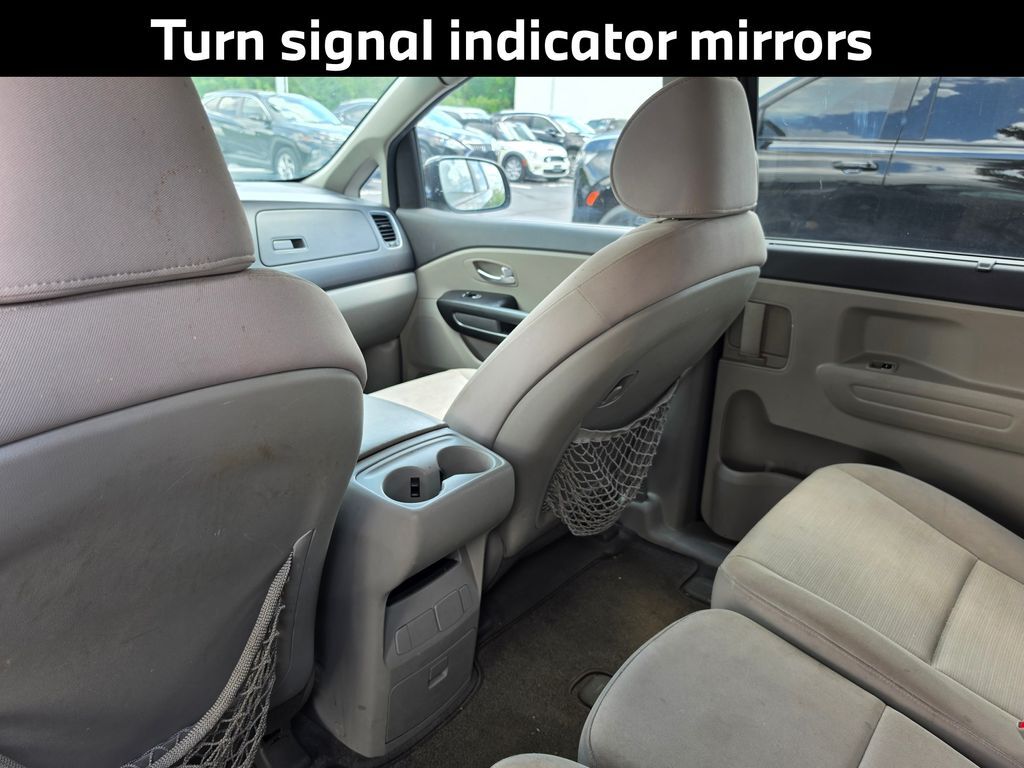 2015 Kia Sedona LX