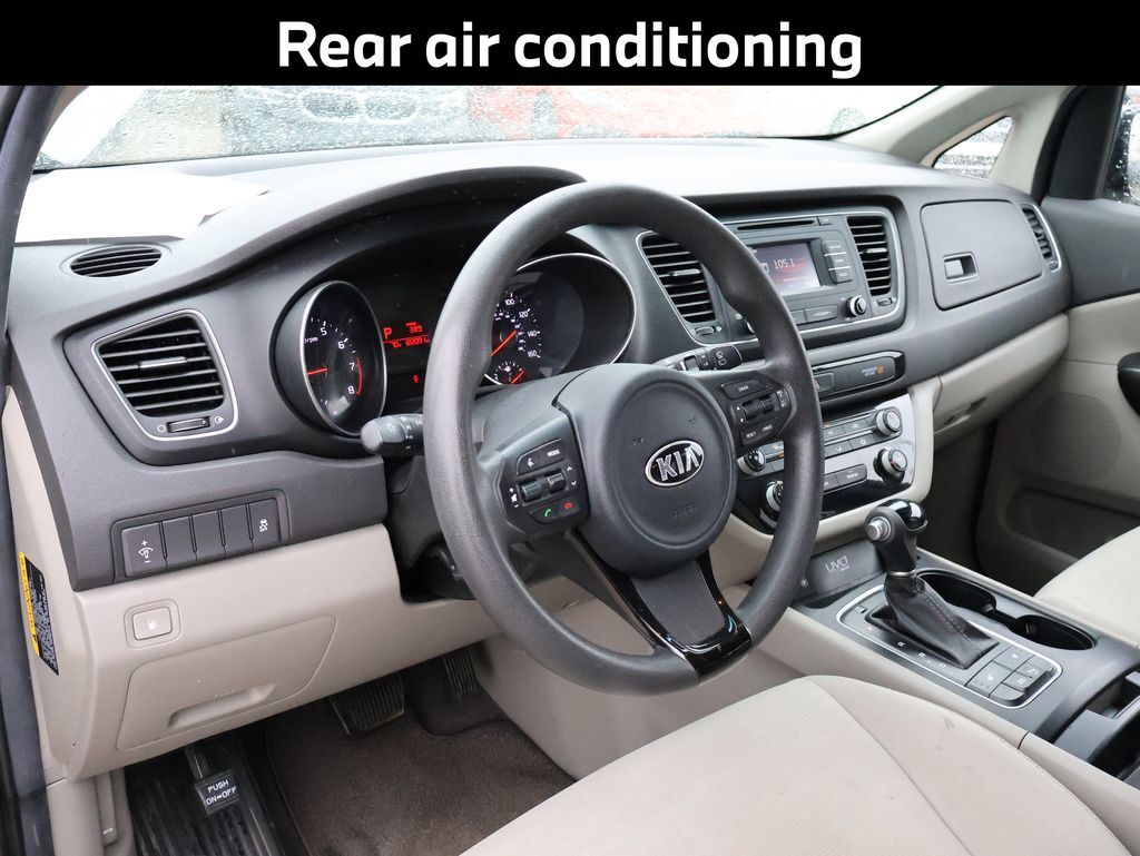 2015 Kia Sedona LX