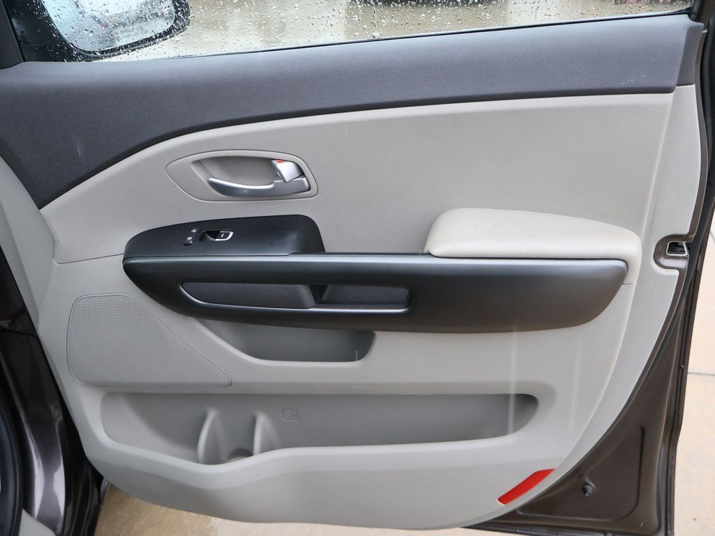 2015 Kia Sedona LX