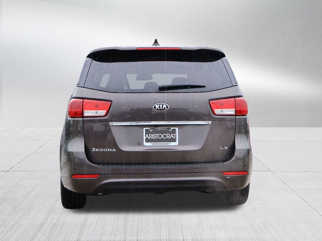 2015 Kia Sedona LX