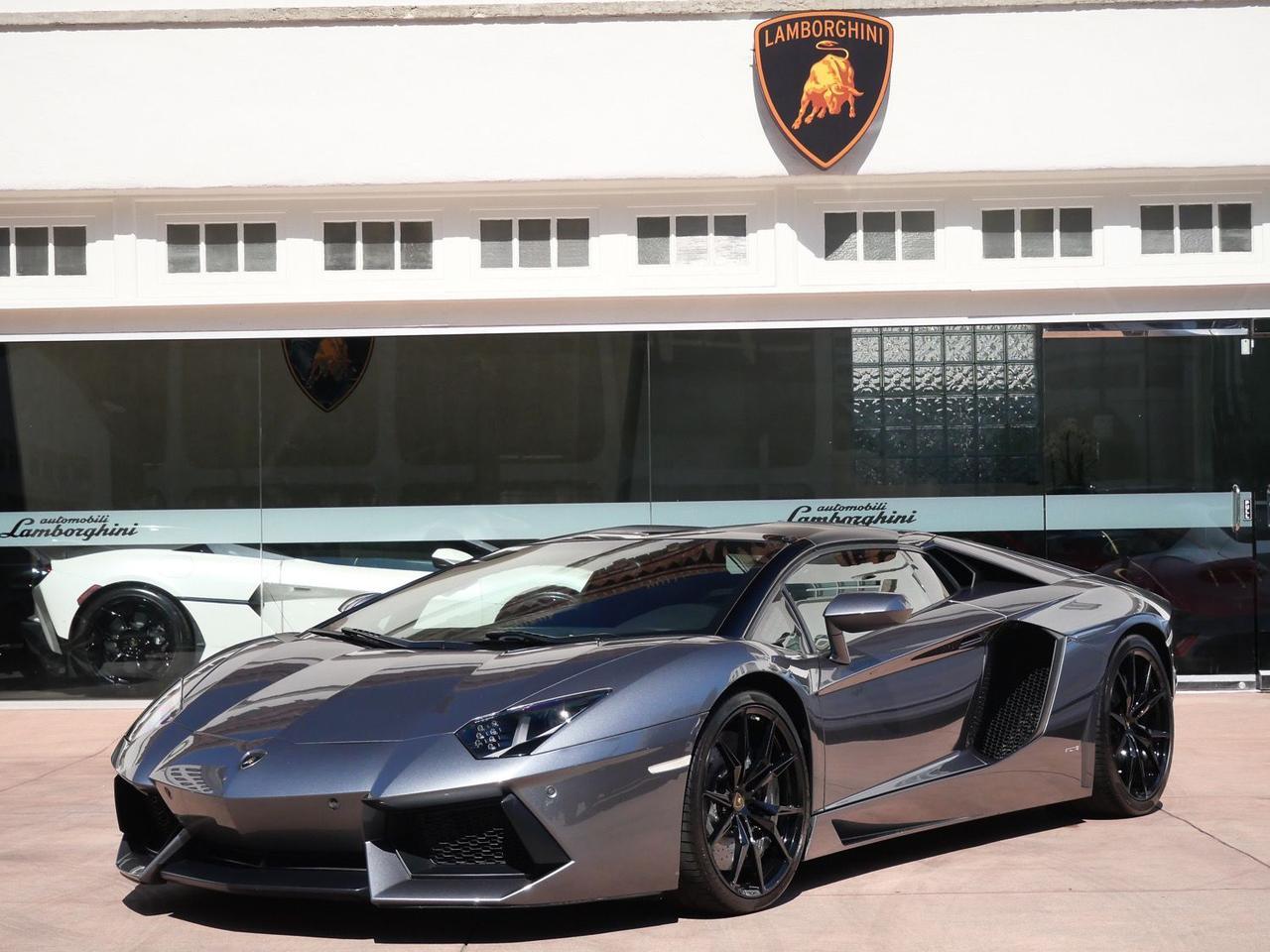 2015 Lamborghini Aventador Roadster LP700-4 LP700-4 Lawrence KS