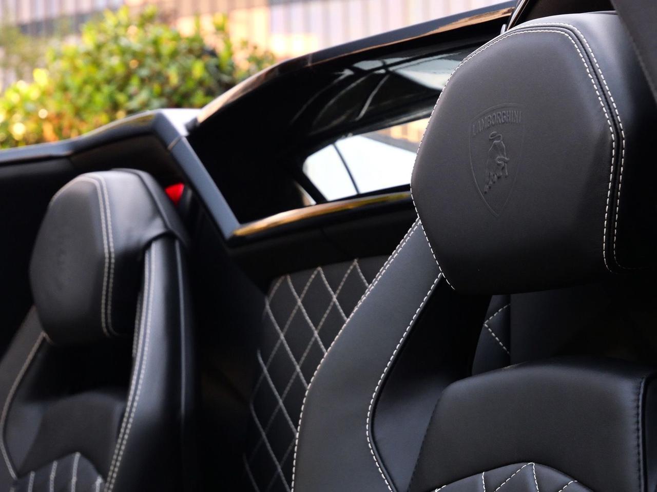2015 Lamborghini Aventador Roadster LP700-4 LP700-4 Lawrence KS