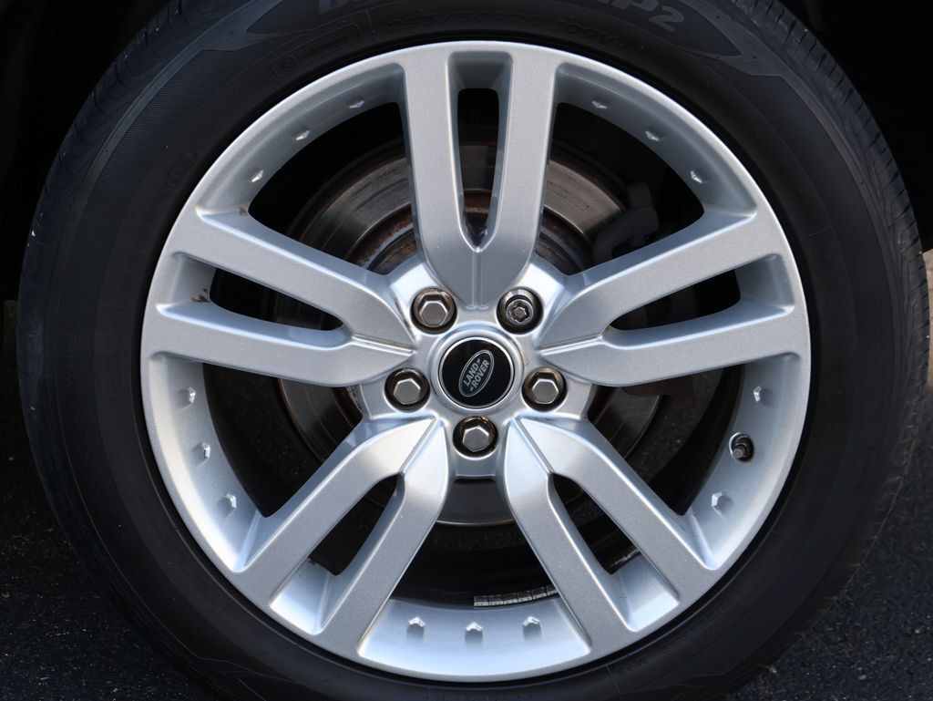 2015 Land Rover LR4 Base