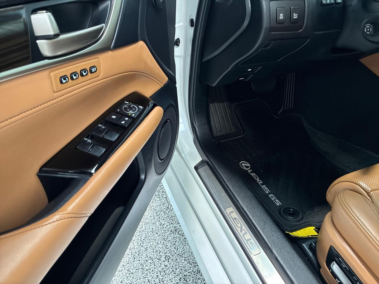 2015 Lexus GS350 Luxury, ML Sound, Nav, Blind Spot Monitor, Park Assist Houston TX 2015 Lexus GS350 Luxury, ML Sound, Nav, Blind Spot Monitor, Park Assist Houston TX