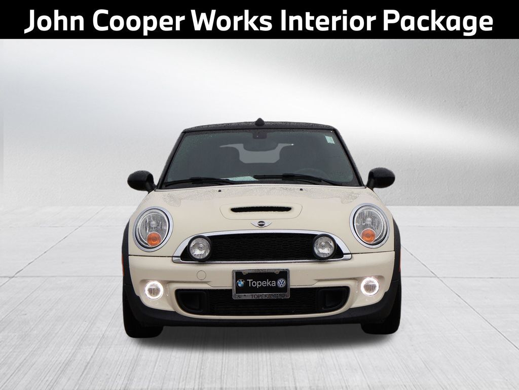 2015 MINI Cooper S Base