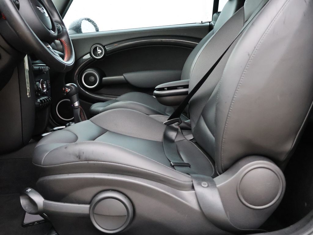2015 MINI Cooper S Base