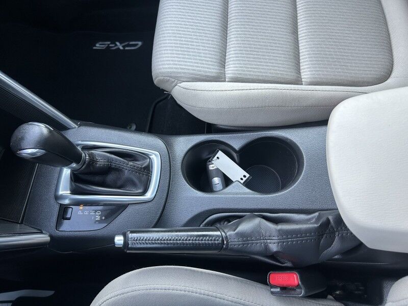 2015 Mazda CX-5 Touring - SUNROOF - BOSE STEREO Webster MA 2015 Mazda CX-5 Touring - SUNROOF - BOSE STEREO Webster MA