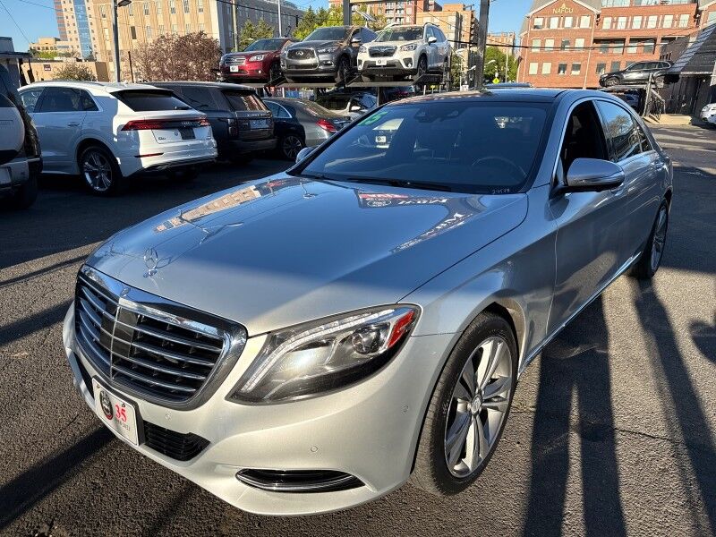 2015 Mercedes-Benz S-Class S 550 4MATIC w/ Premium Package 2015 Mercedes-Benz S-Class S 550 4MATIC w/ Premium Package