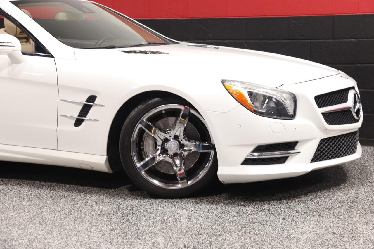 2015 Mercedes-Benz SL 400 AMG Sport 2dr Roadster 2015 Mercedes-Benz SL 400 AMG Sport 2dr Roadster