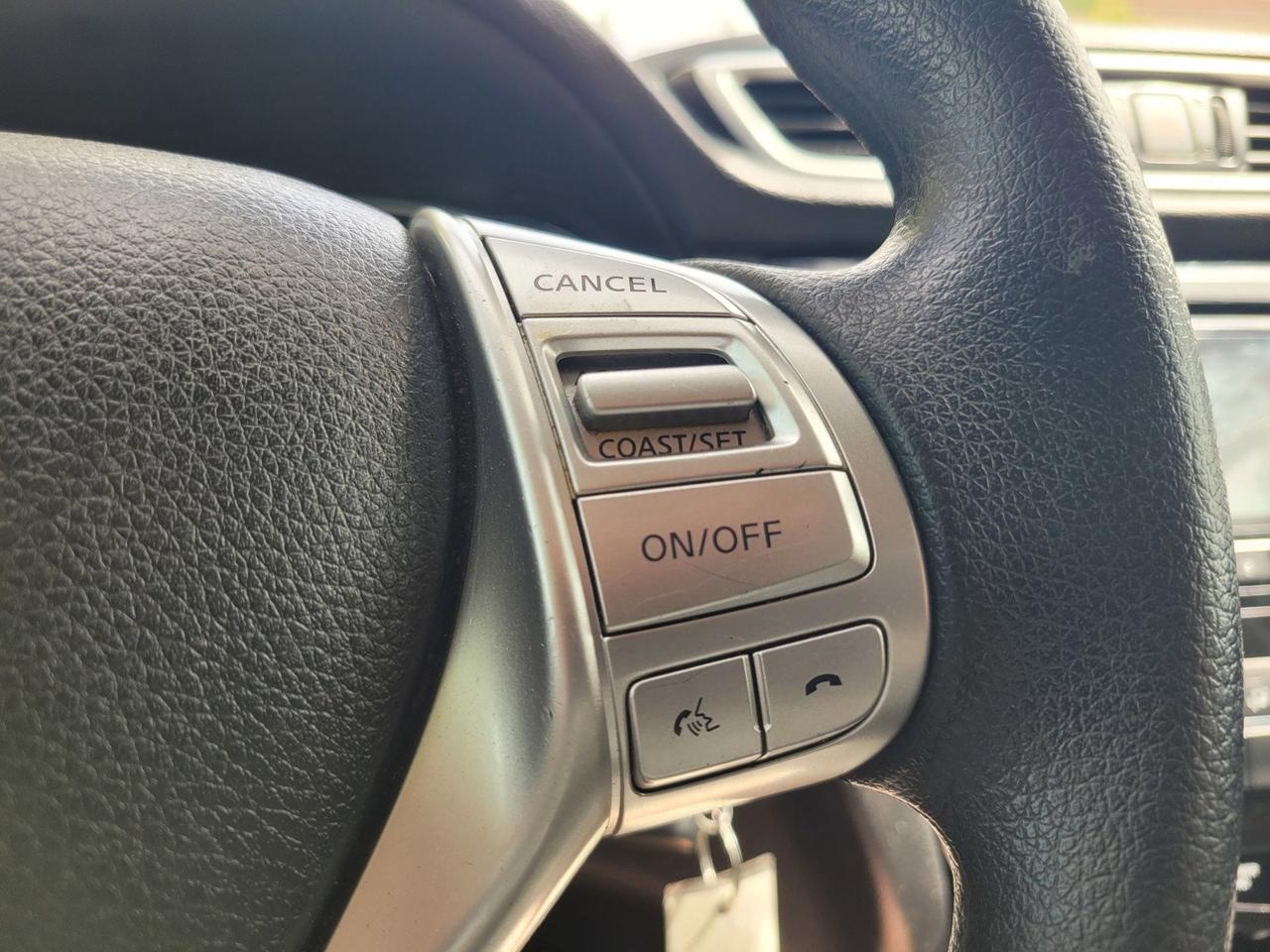 2015 NISSAN ROGUE S Roseville CA