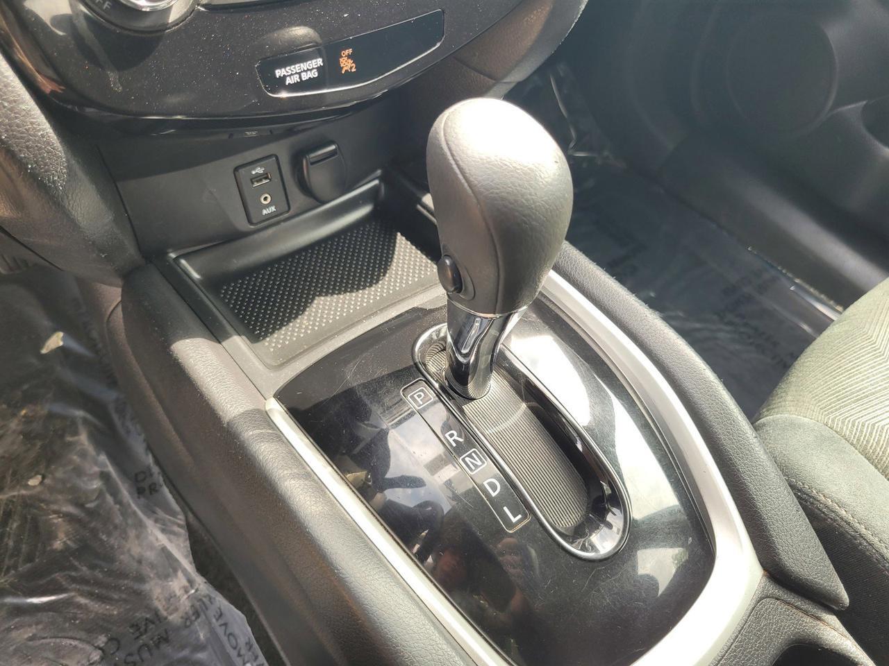 2015 NISSAN ROGUE S Roseville CA