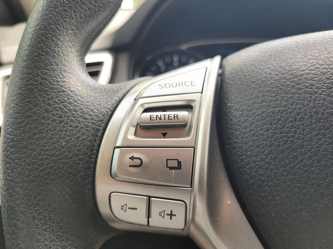 2015 NISSAN ROGUE S Roseville CA