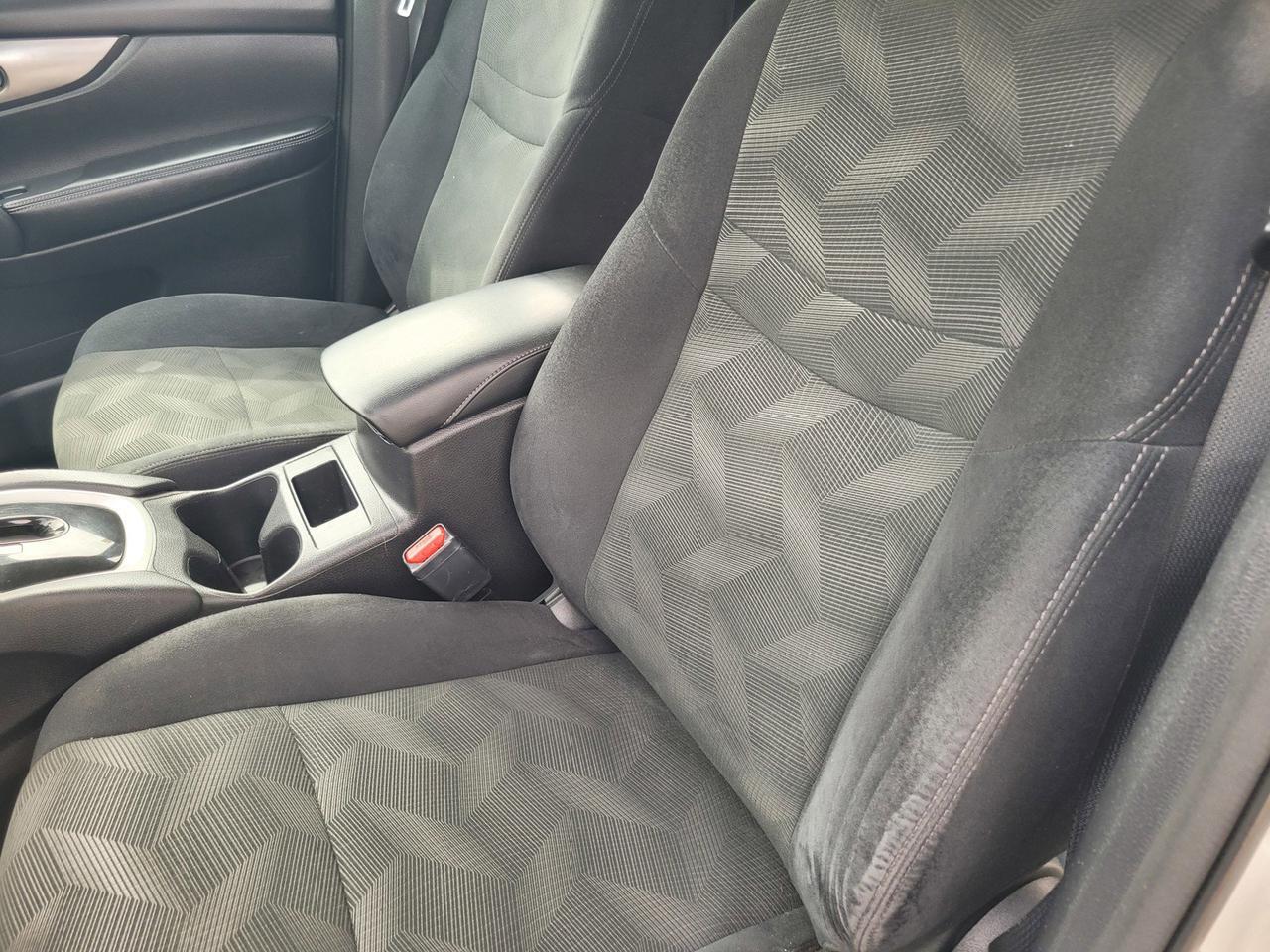 2015 NISSAN ROGUE S Roseville CA