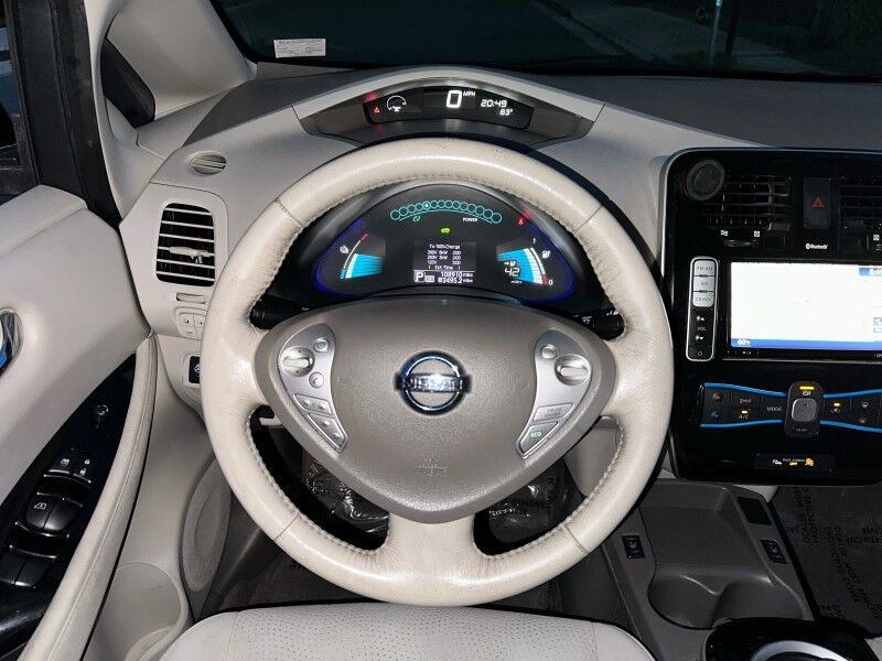 2015 Nissan LEAF 4dr HB SV *Ltd Avail* Arlington VA