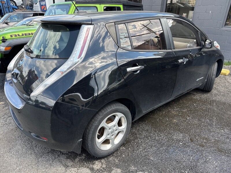 2015 Nissan LEAF SV 2015 Nissan LEAF SV