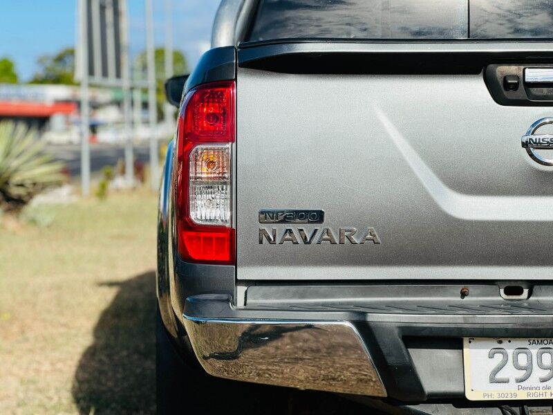 2015 Nissan NAVARA ST-X (2.3L Bi-Turbo Diesel) Vaitele 2015 Nissan NAVARA ST-X (2.3L Bi-Turbo Diesel) Vaitele