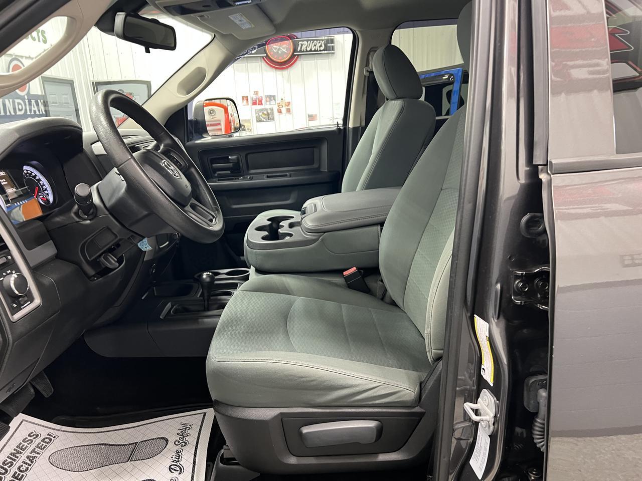 RAM2500 CREW CAB 4X418