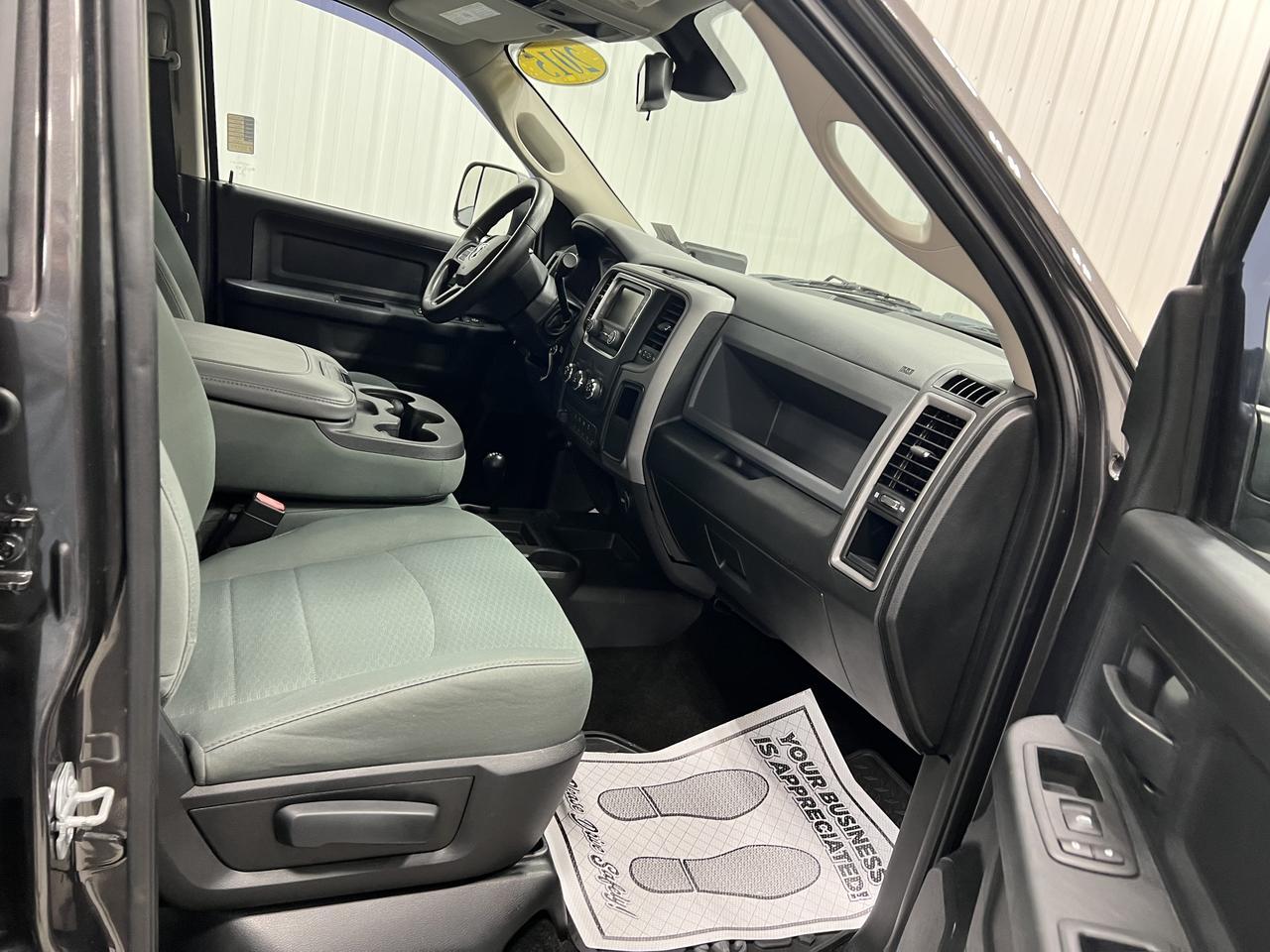 RAM2500 CREW CAB 4X423