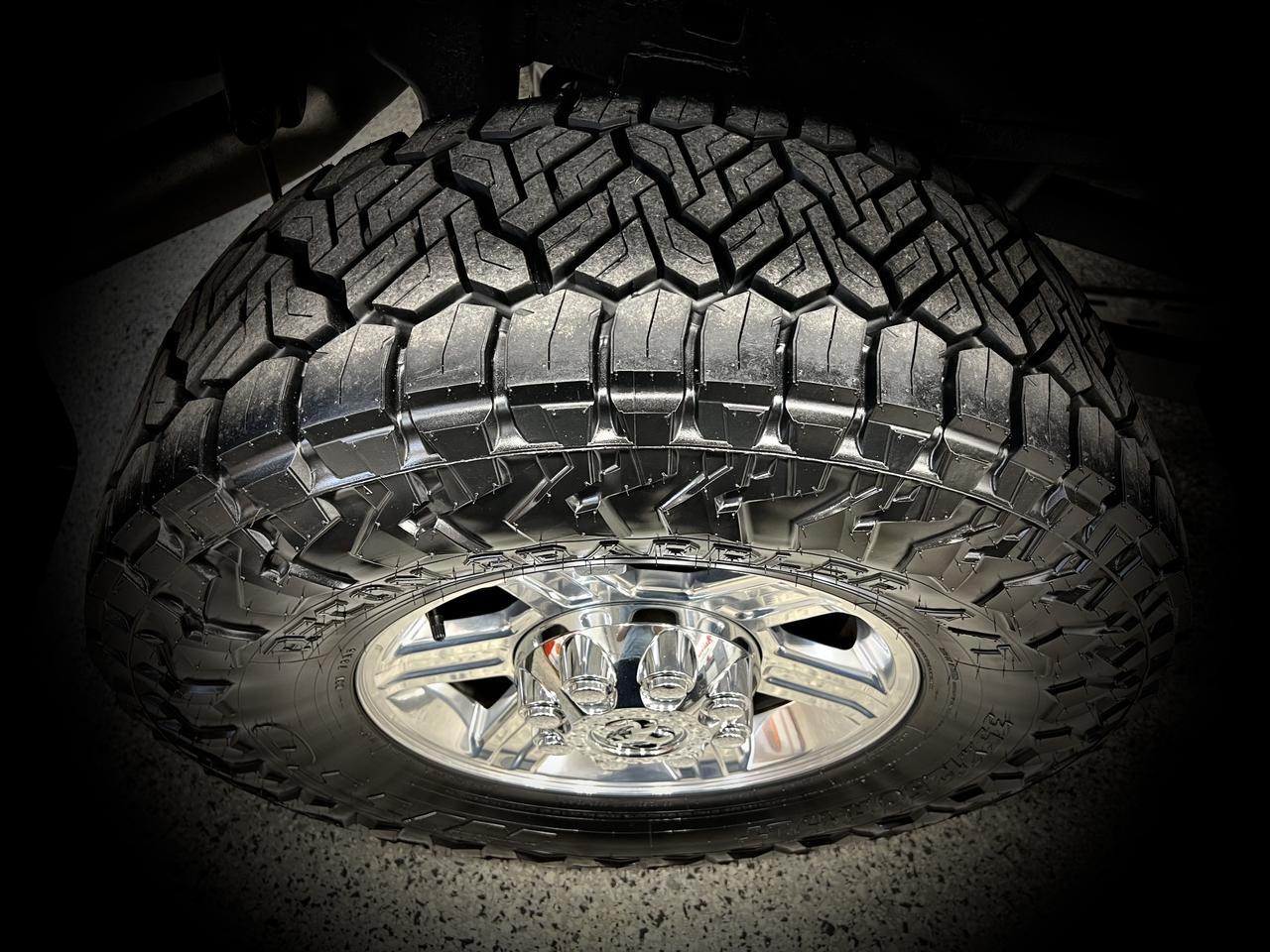 RAM2500 CREW CAB 4X411