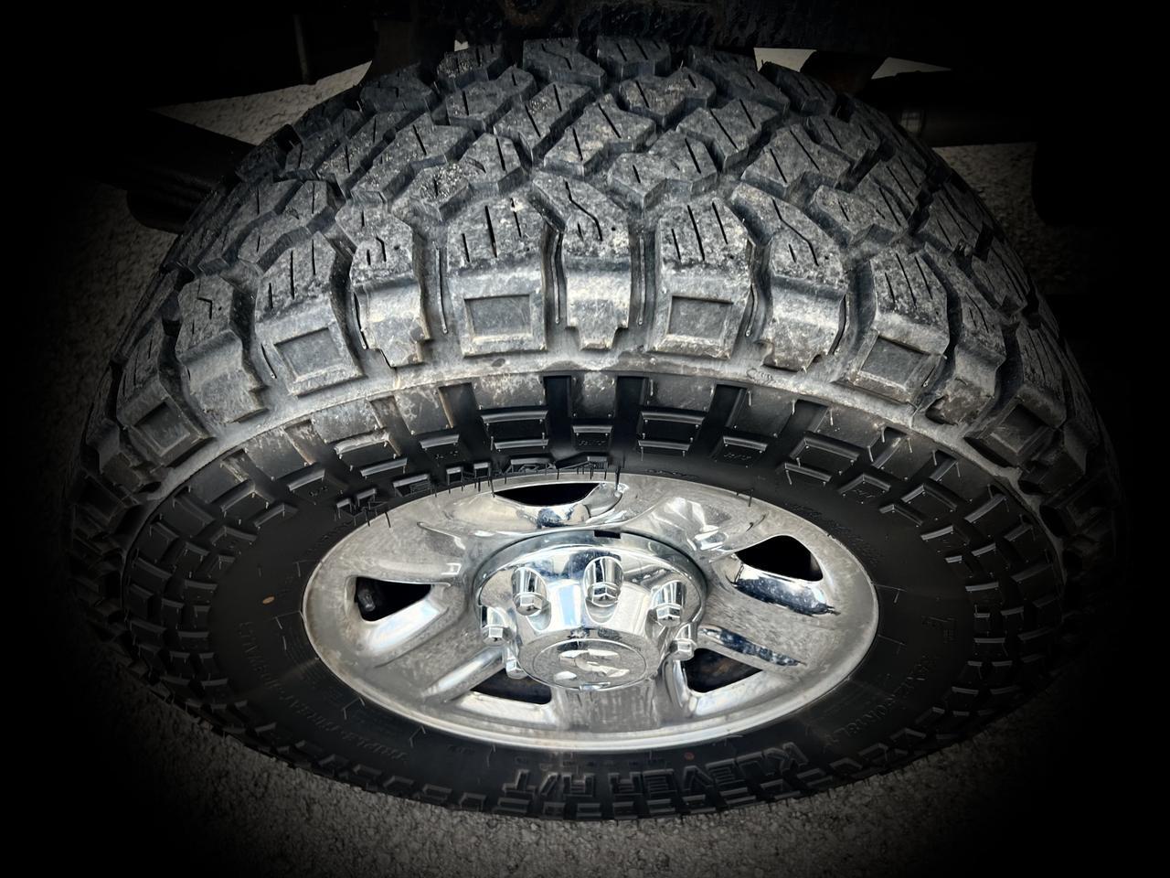RAM2500 CREW CAB 4X410