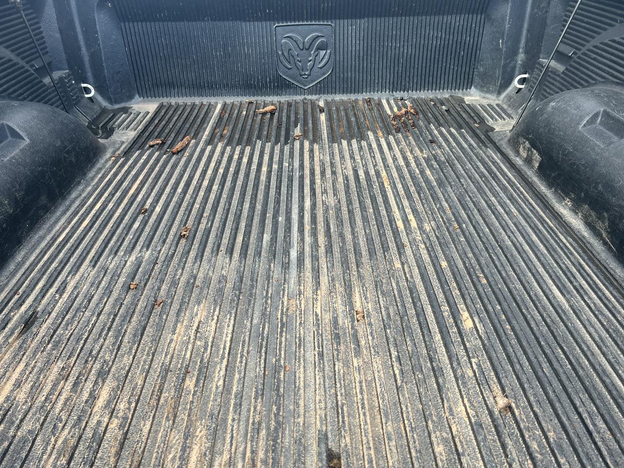 RAM2500 CREW CAB 4X49