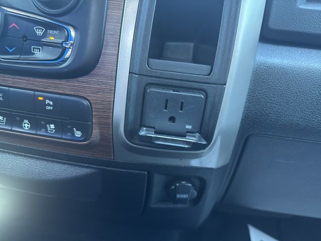 2015 Ram 2500 Laramie Watertown SD 2015 Ram 2500 Laramie Watertown SD