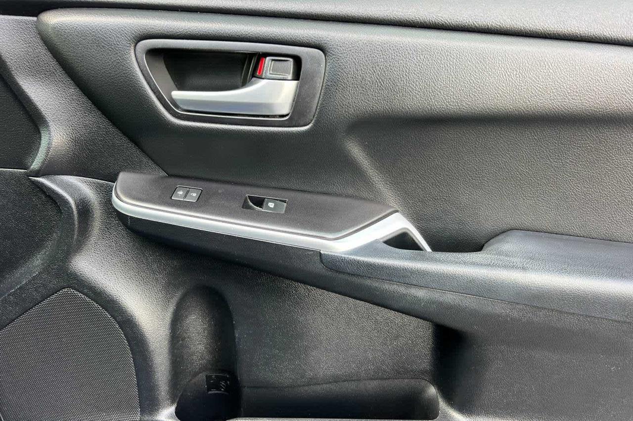 2015 Toyota Camry SE Roseville CA
