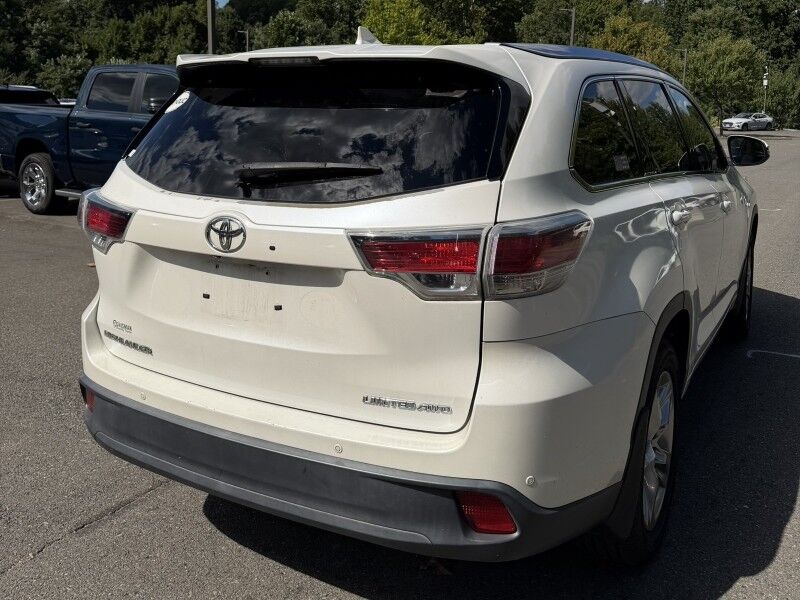 2015 Toyota Highlander Limited Platinum AWD 2015 Toyota Highlander Limited Platinum AWD