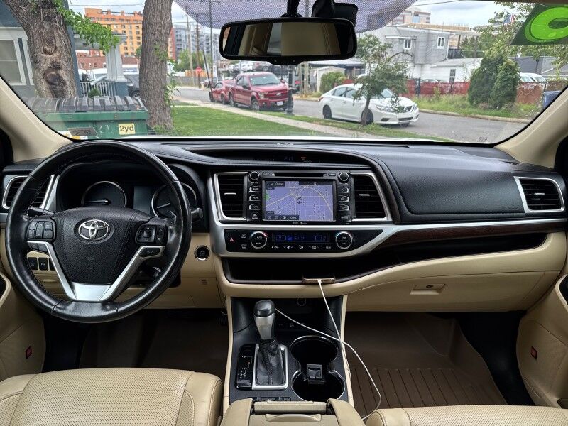 2015 Toyota Highlander Limited Platinum AWD Arlington VA