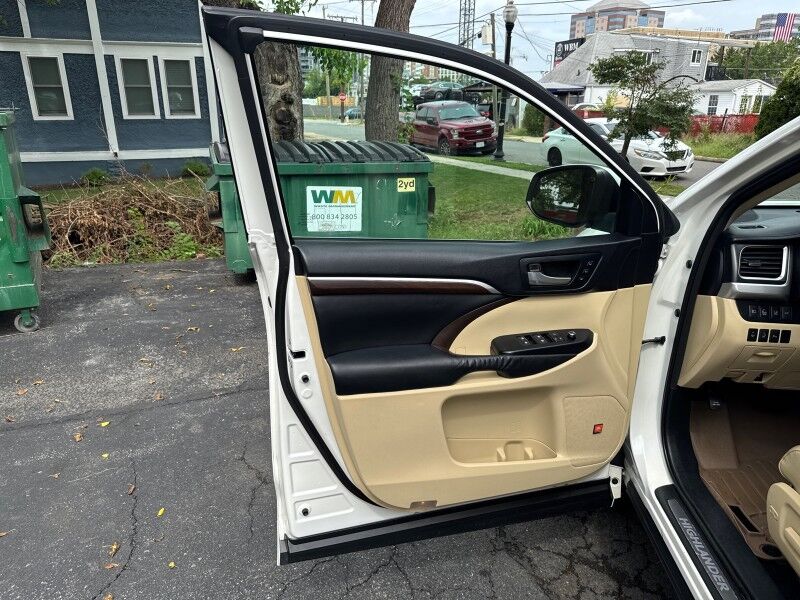 2015 Toyota Highlander Limited Platinum AWD Arlington VA