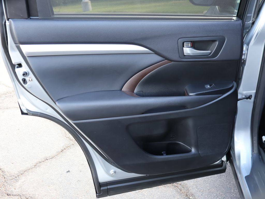 2015 Toyota Highlander XLE V6