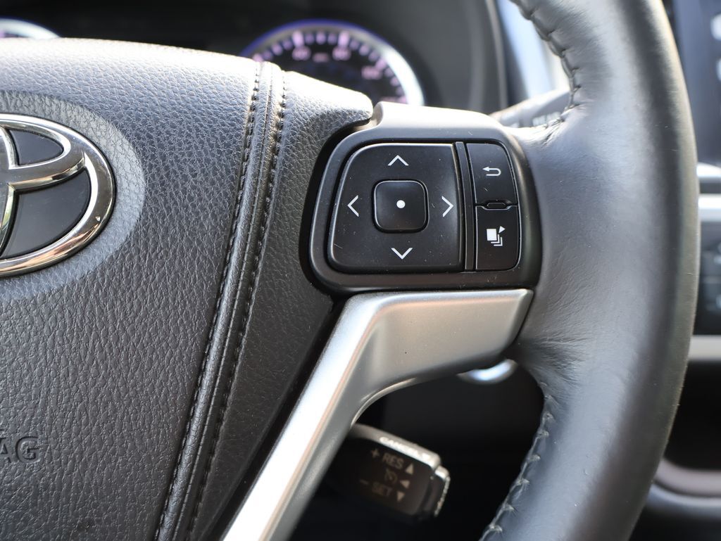 2015 Toyota Highlander XLE V6