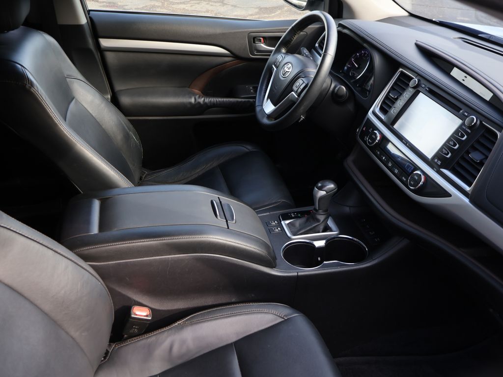 2015 Toyota Highlander XLE V6
