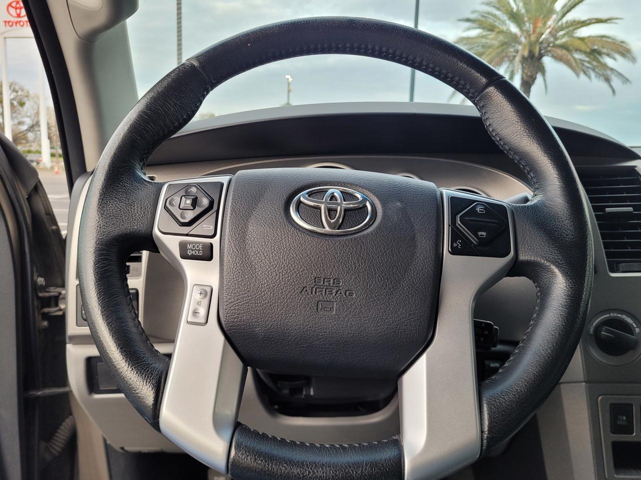 2015 Toyota SEQUOIA SR5 8 PASS V8 Vacaville CA 2015 Toyota SEQUOIA SR5 8 PASS V8 Vacaville CA