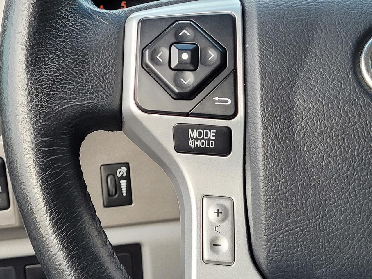 2015 Toyota SEQUOIA SR5 8 PASS V8 Vacaville CA 2015 Toyota SEQUOIA SR5 8 PASS V8 Vacaville CA