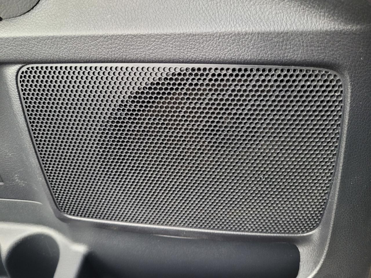 2015 Toyota SEQUOIA SR5 8 PASS V8 Vacaville CA 2015 Toyota SEQUOIA SR5 8 PASS V8 Vacaville CA