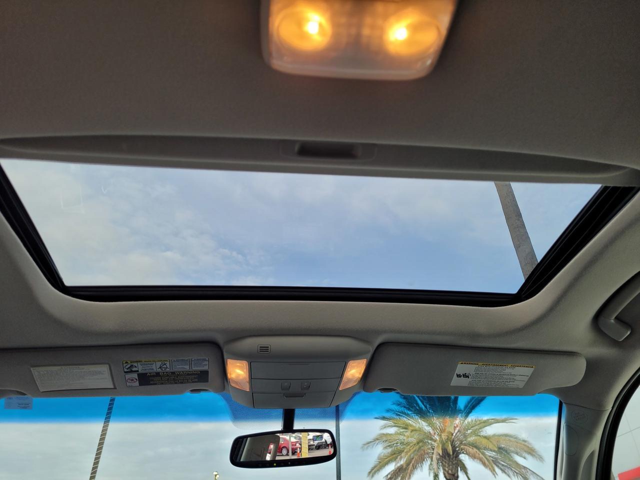 2015 Toyota SEQUOIA SR5 8 PASS V8 Vacaville CA 2015 Toyota SEQUOIA SR5 8 PASS V8 Vacaville CA