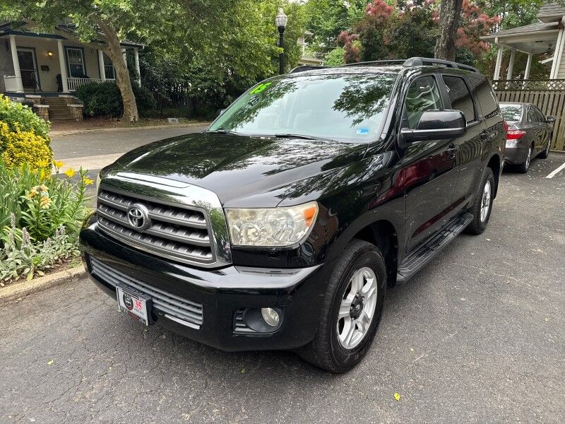 2015 Toyota Sequoia SR5 4WD 2015 Toyota Sequoia SR5 4WD