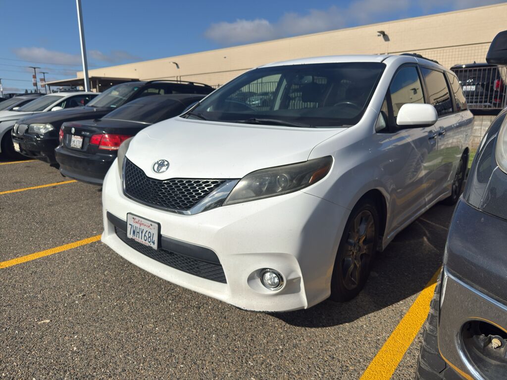 2015 Toyota Sienna SE 2015 Toyota Sienna SE
