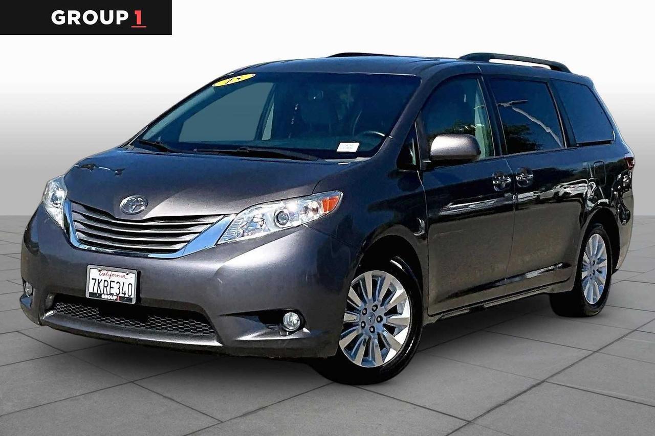 2015 Toyota Sienna XLE Premium 2015 Toyota Sienna XLE Premium