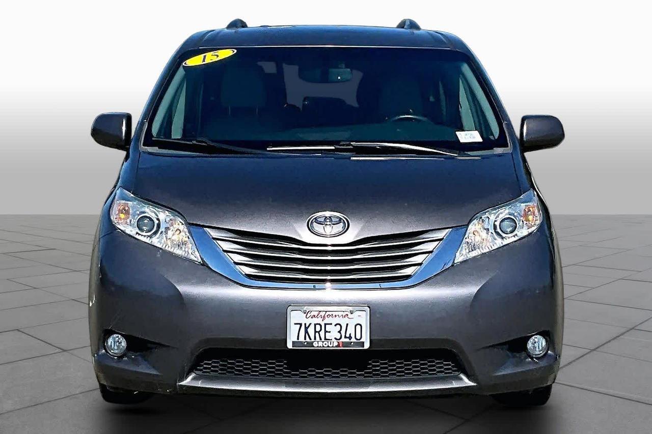2015 Toyota Sienna XLE Premium 2015 Toyota Sienna XLE Premium