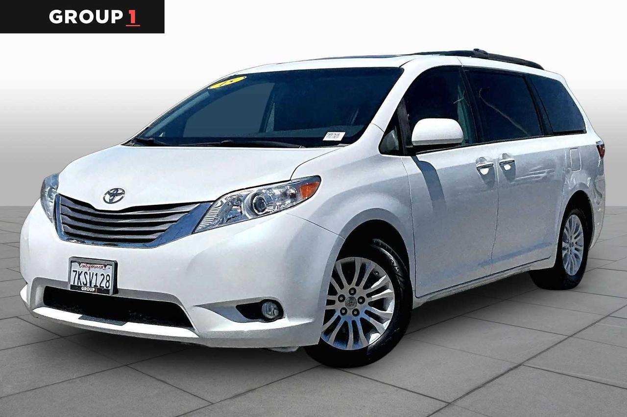 2015 Toyota Sienna XLE Premium 2015 Toyota Sienna XLE Premium
