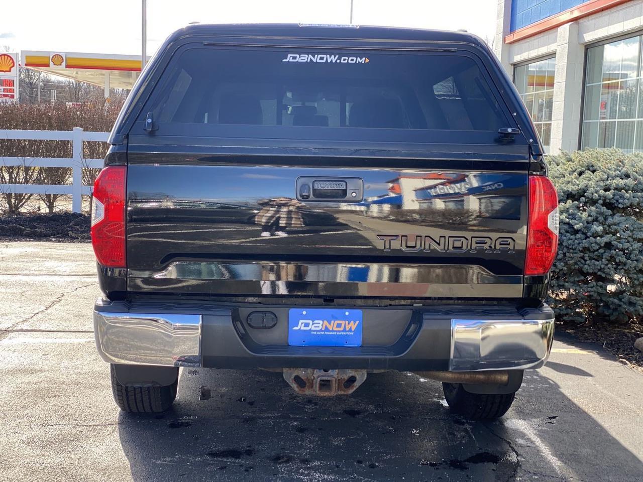 2015 Toyota Tundra 4WD Truck