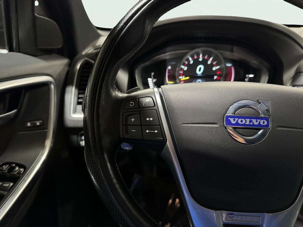 2015 Volvo XC60 T6 R-Design Platinum San Clemente CA