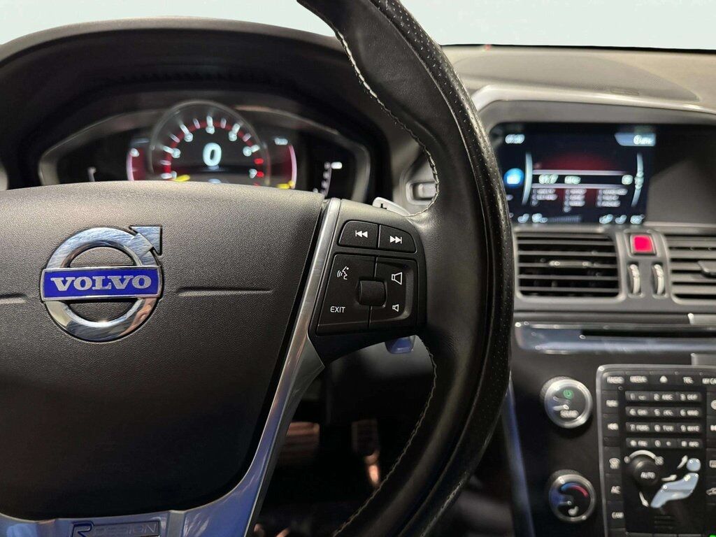2015 Volvo XC60 T6 R-Design Platinum San Clemente CA