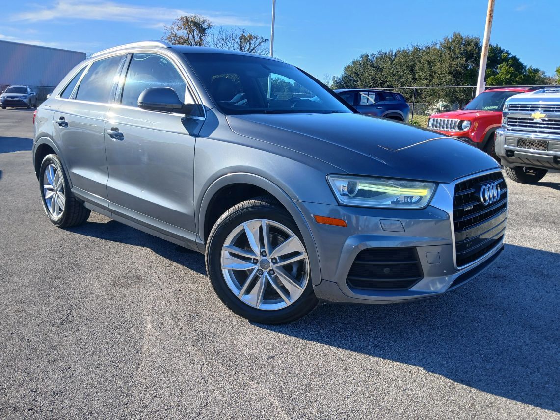 2016 Audi Q3 Premium Plus's photo